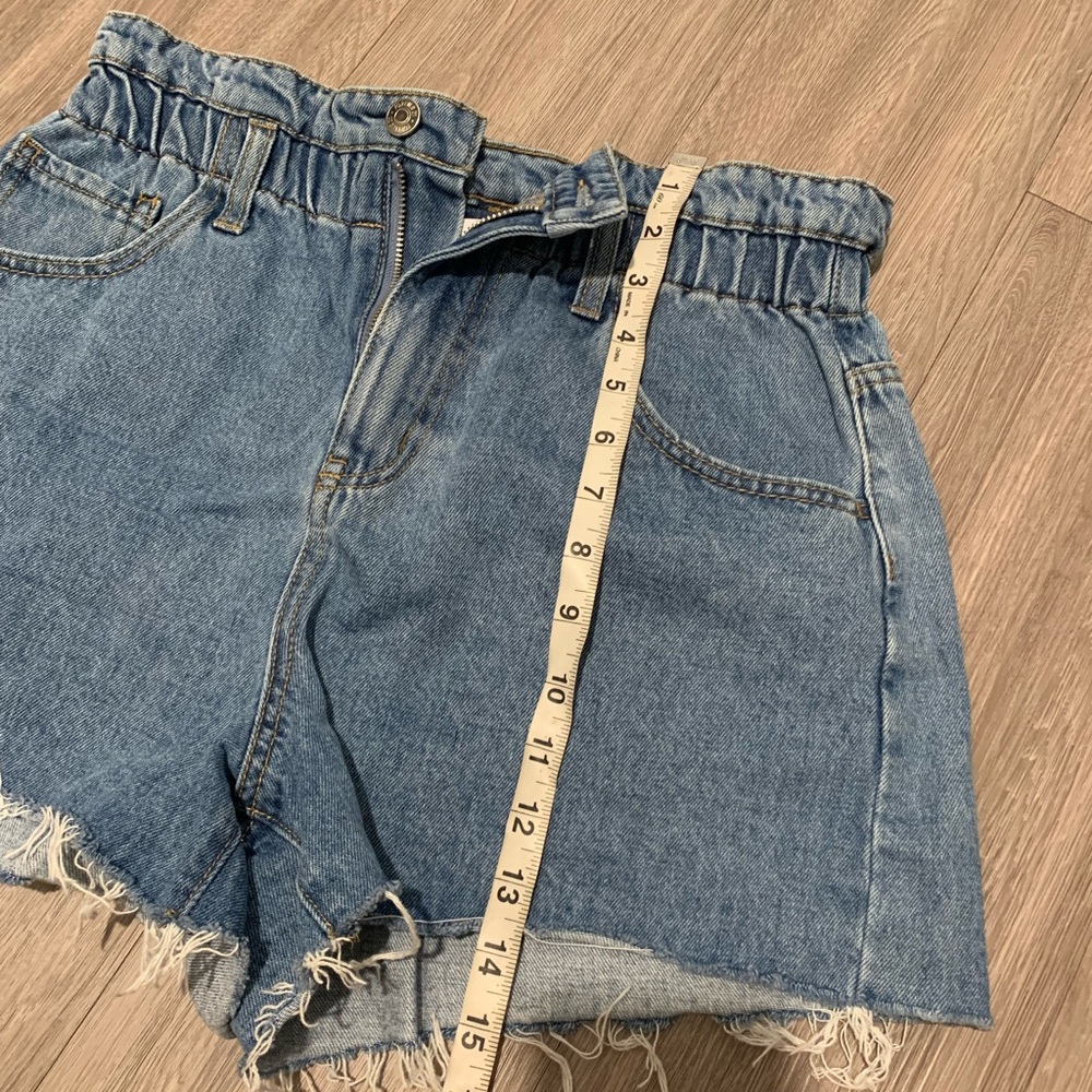 Women's | blue Jean | denim shorts | medium 💙 - Picture 3 of 4